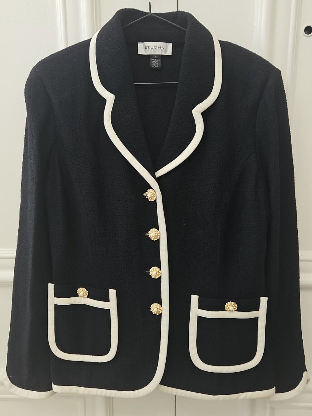 St John COLLECTION Suit Skirt Set Santana Knit Blazer Size 12 (modern size 10)